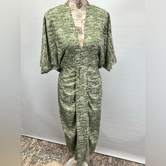 ENTRO Moss green and white abstract print kimono style midi dress size M. - Picture 8 of 14